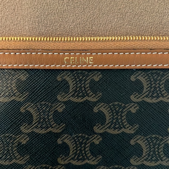 Celine Triomphe Small Clutch Bag- New with Tags - Picture 6 of 11